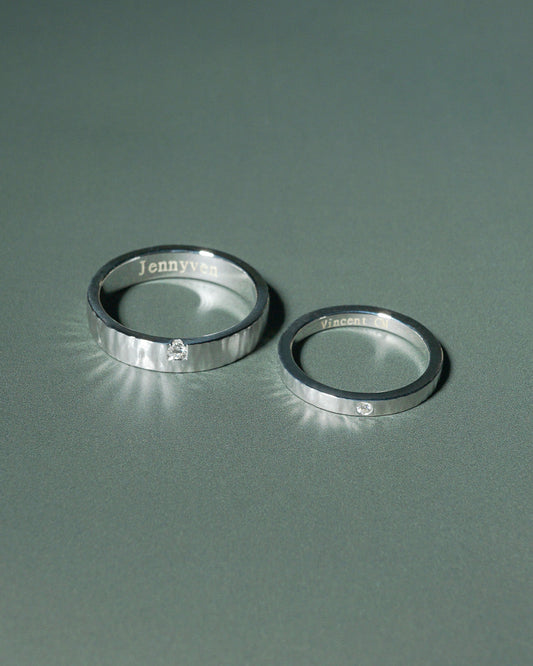 A Guide to Ring Engravings: Personalizing Your Love Story